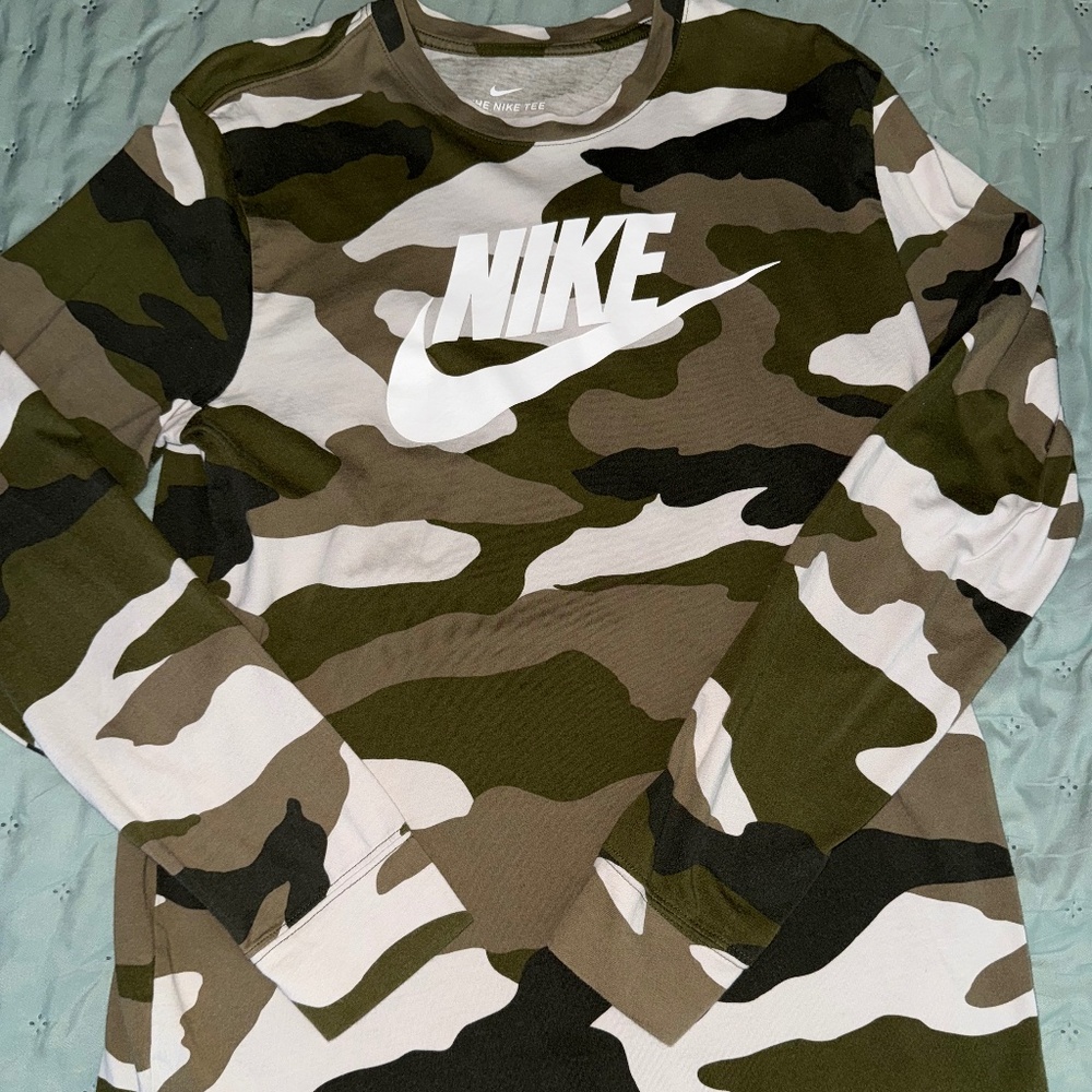 Nike long sleeve